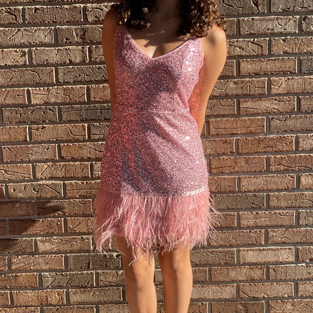 Lulus Flirtatious Future Pink Sequin Feather Hem Bodycon Mini Dress, Size Small